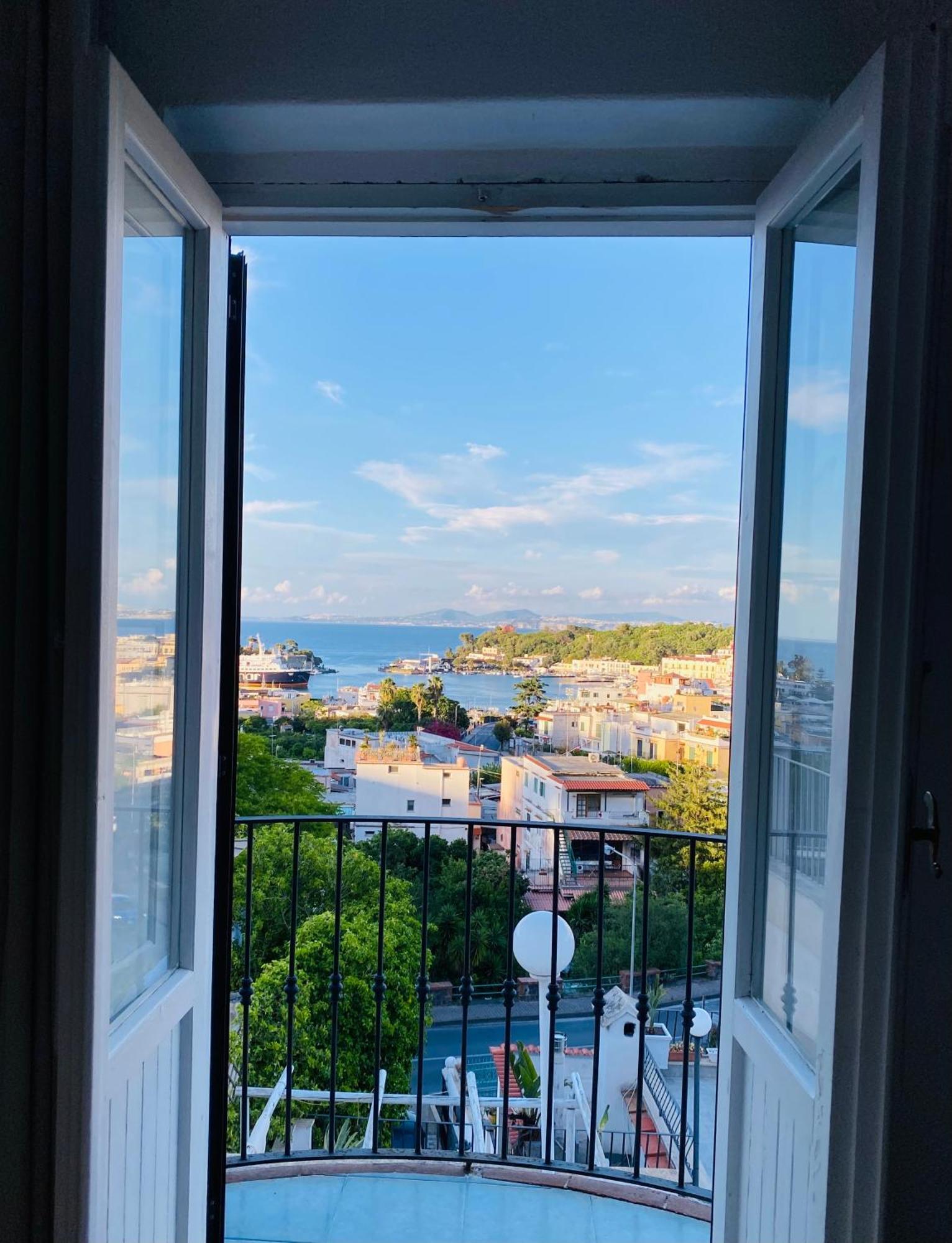 Black Market Hotel Ischia Luaran gambar