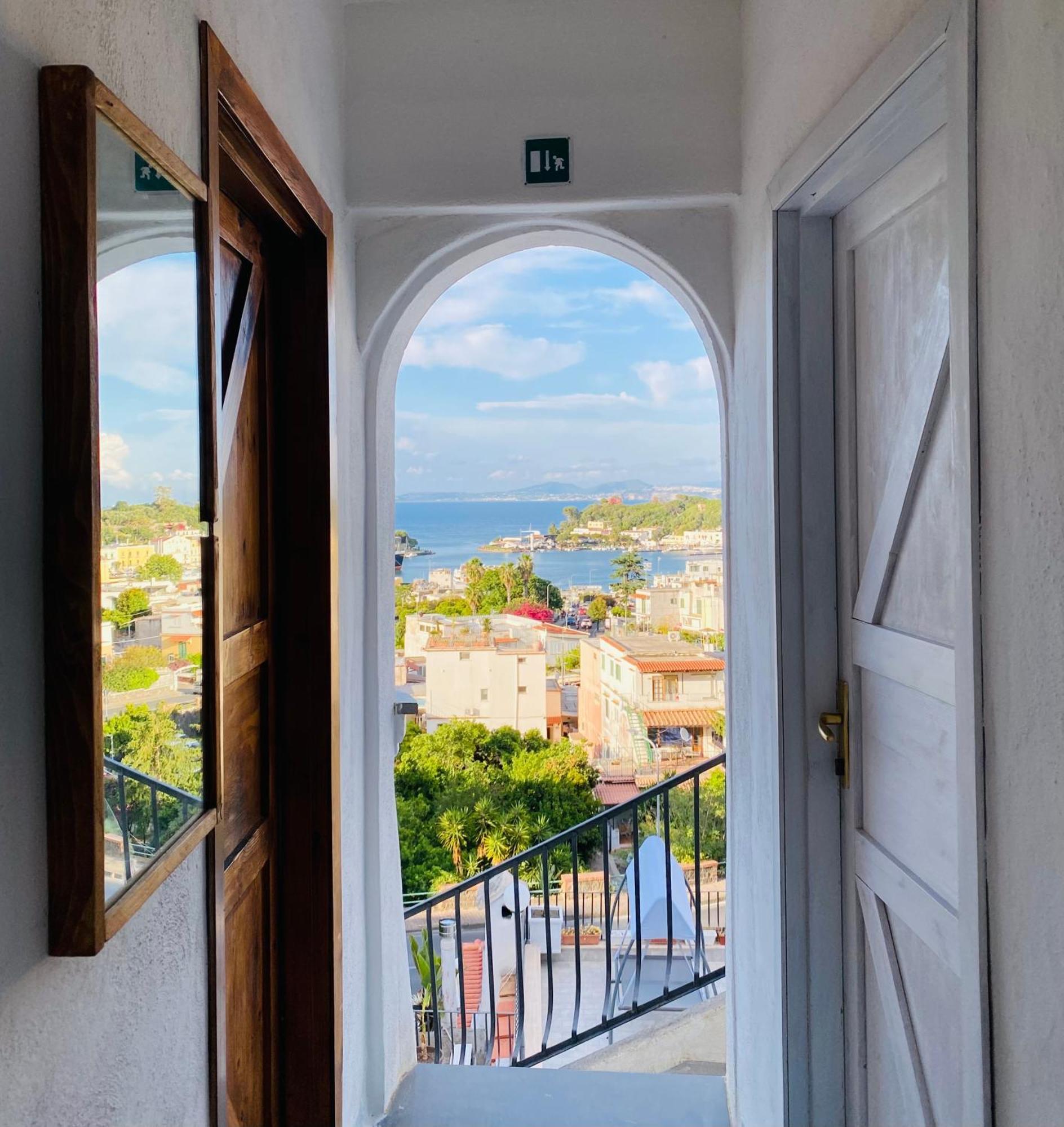 Black Market Hotel Ischia Luaran gambar